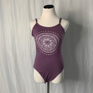 🌻2/$10 Urban Heritage Purple Mandala Bodysuit